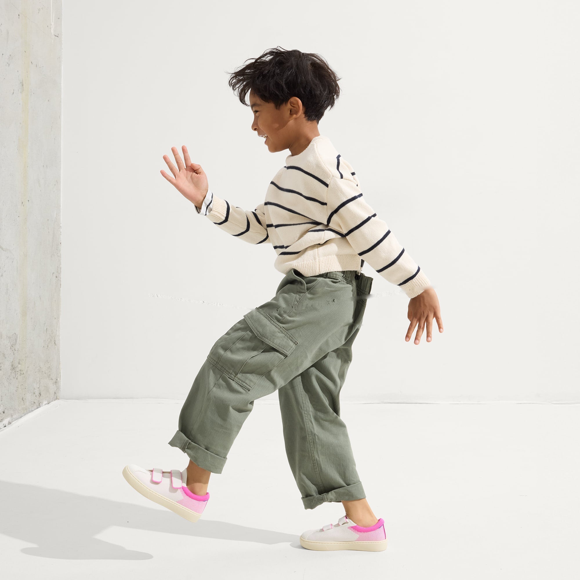 The Kids Strap Sneaker - Pink Taffy